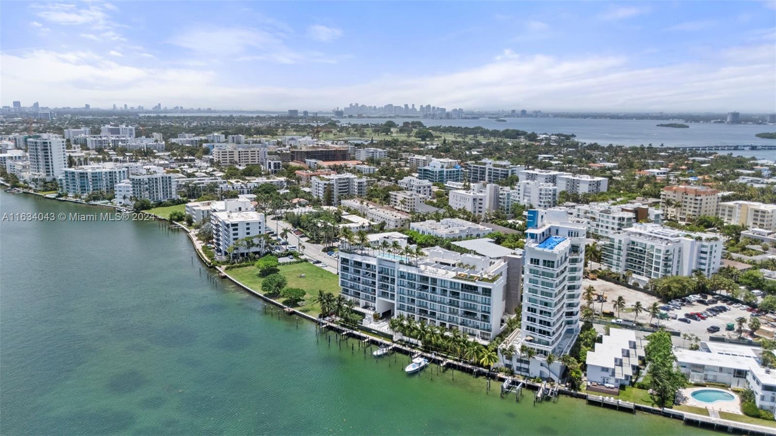 10201 E Bay Harbor Dr # 203