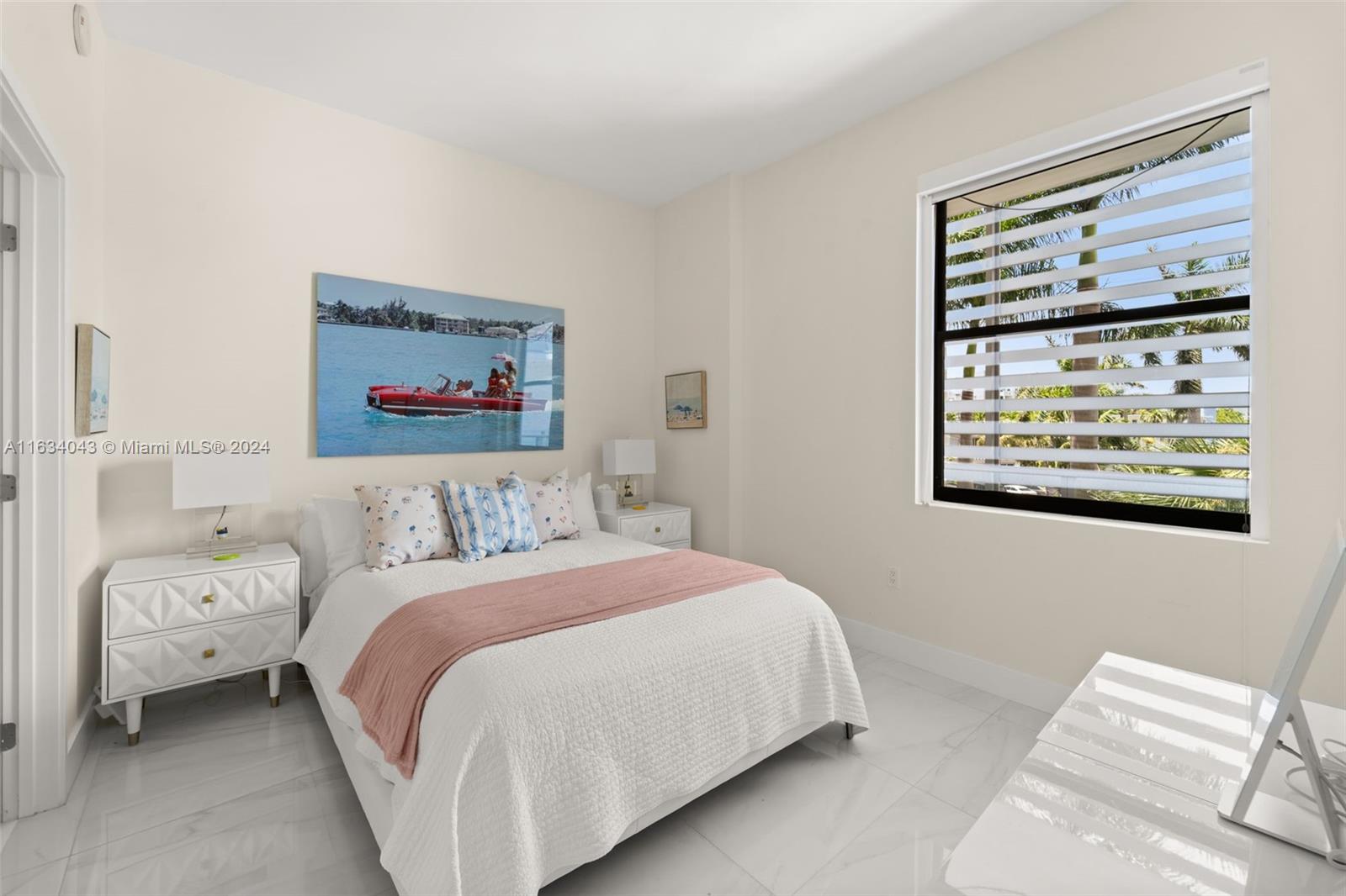 10201 E Bay Harbor Dr # 203