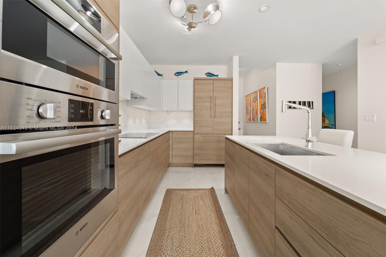 10201 E Bay Harbor Dr # 203