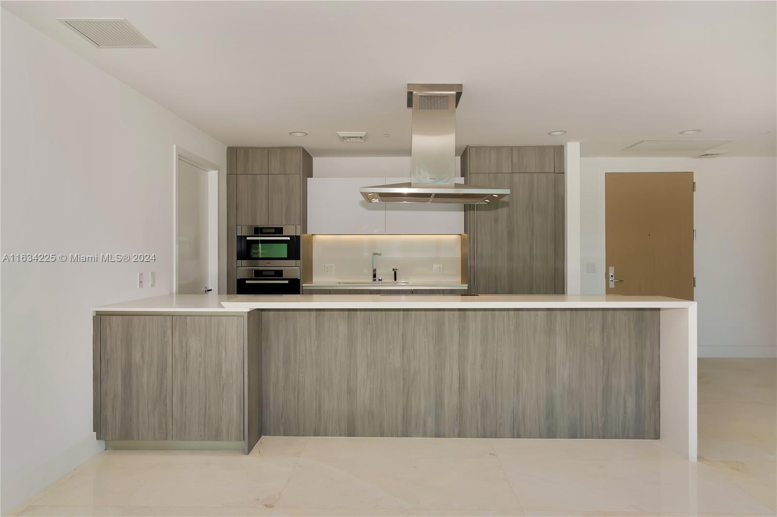 360 Ocean Dr # 405S