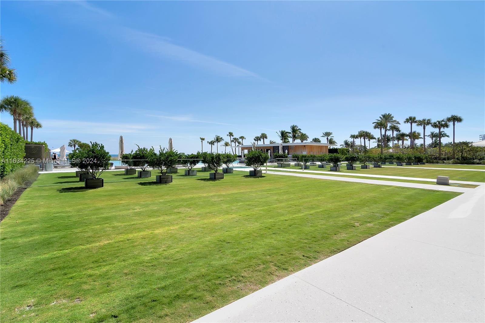 360 Ocean Dr # 405S