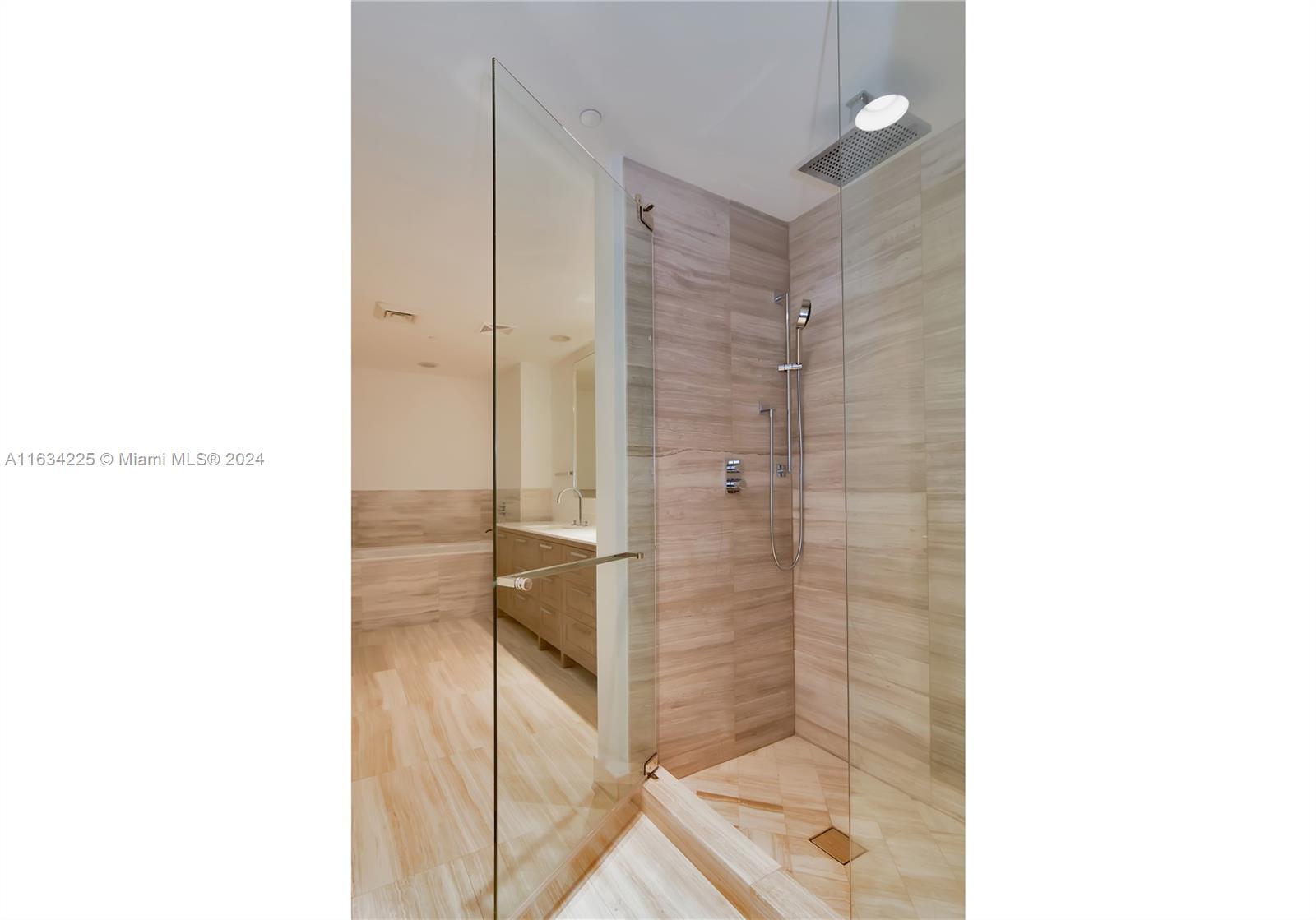 360 Ocean Dr # 405S