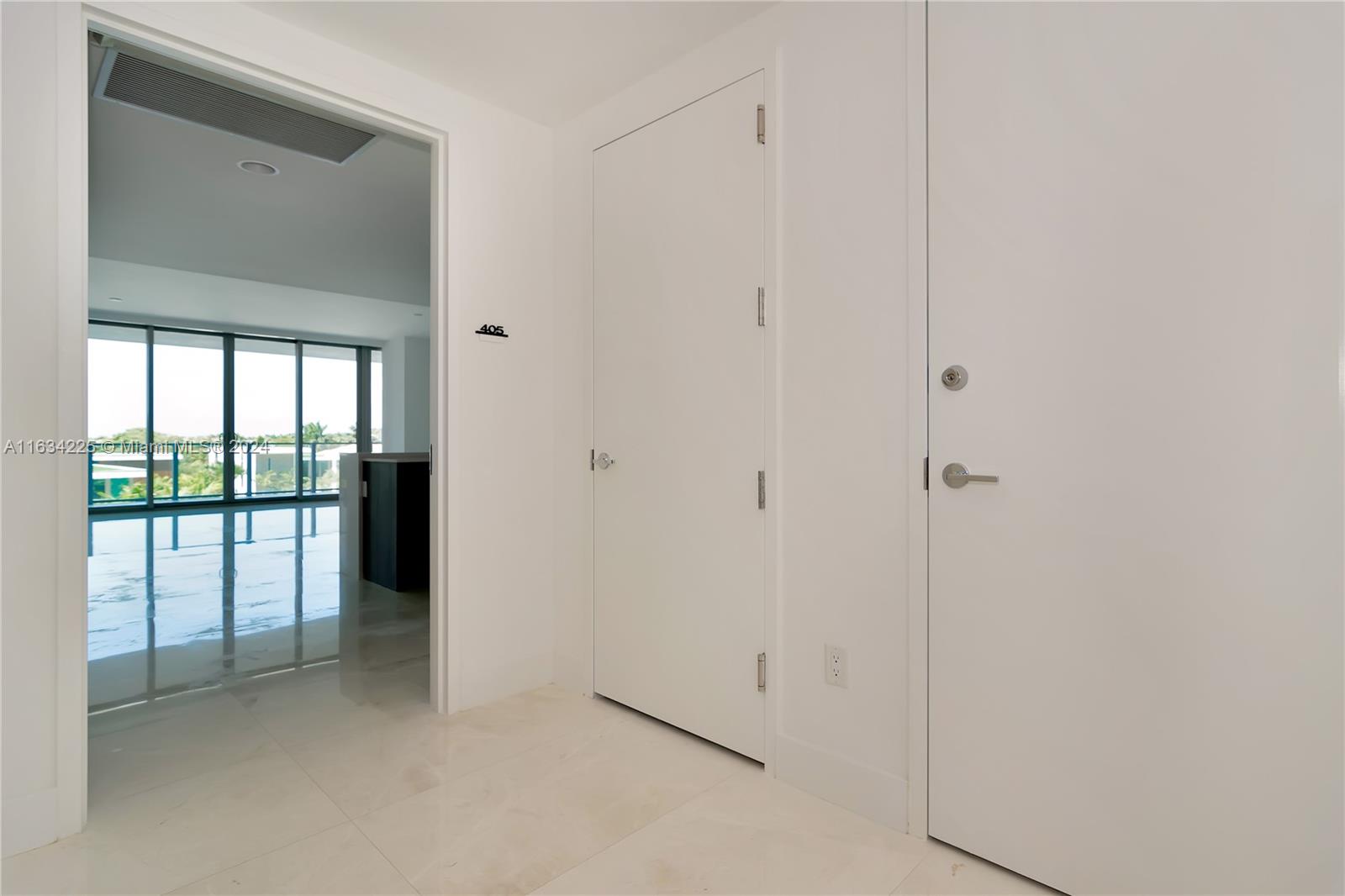360 Ocean Dr # 405S
