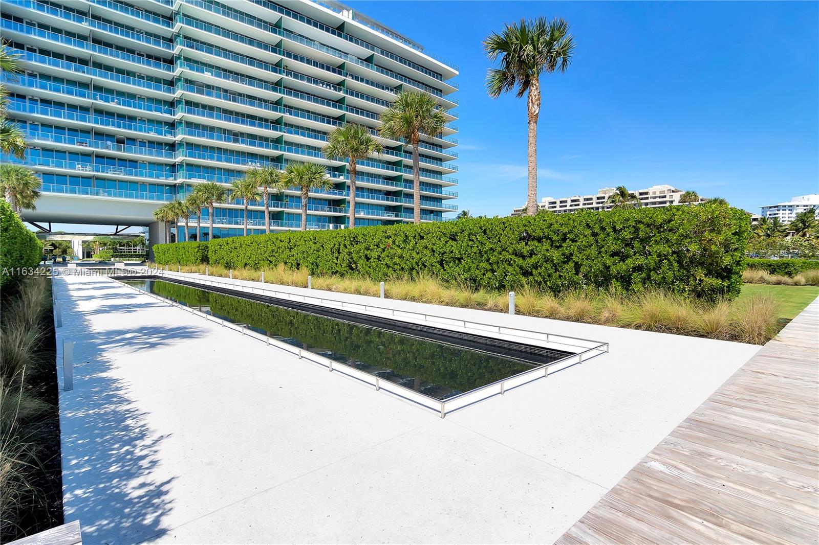 360 Ocean Dr # 405S