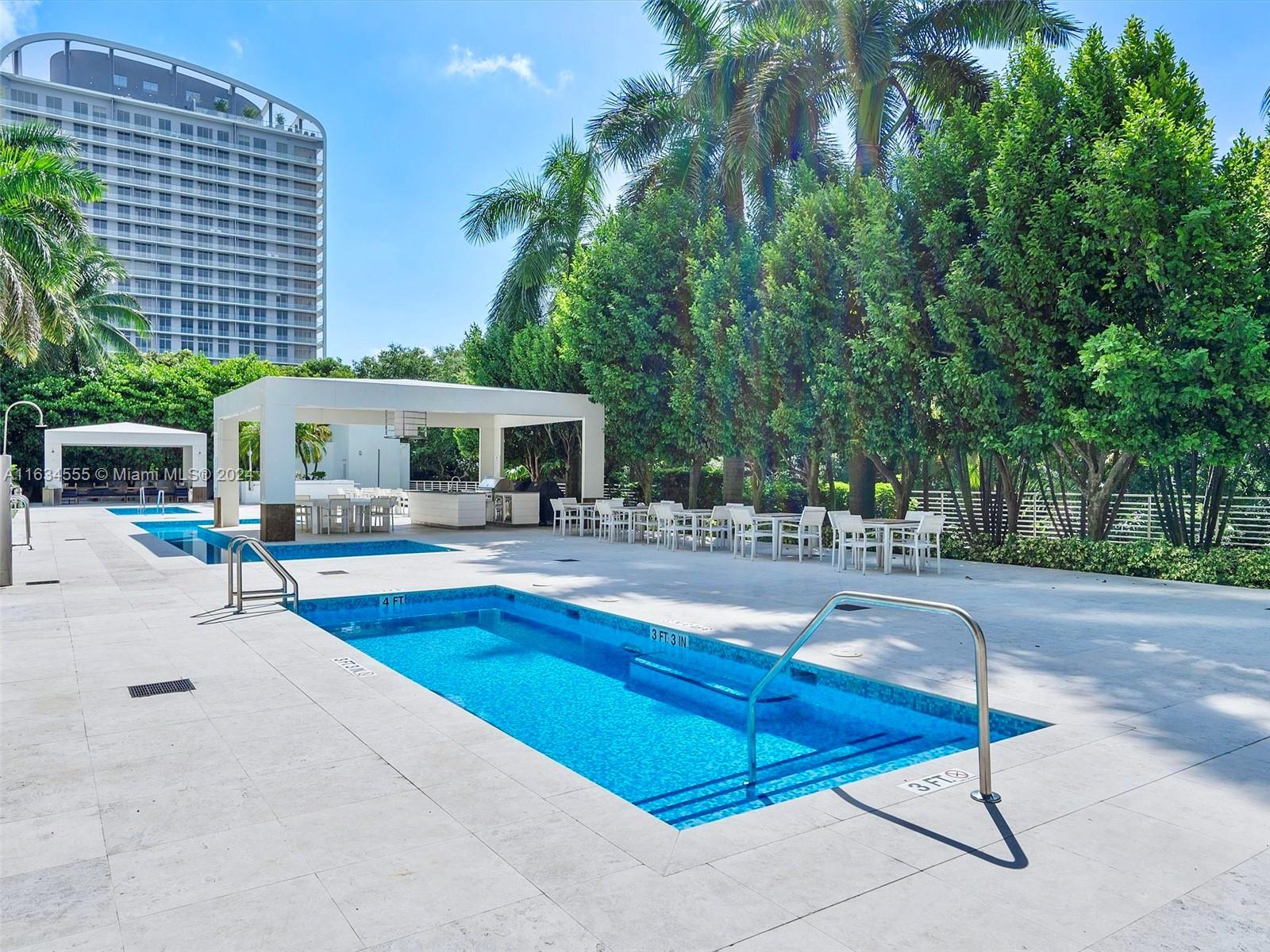 2627 S Bayshore Dr # 2106
