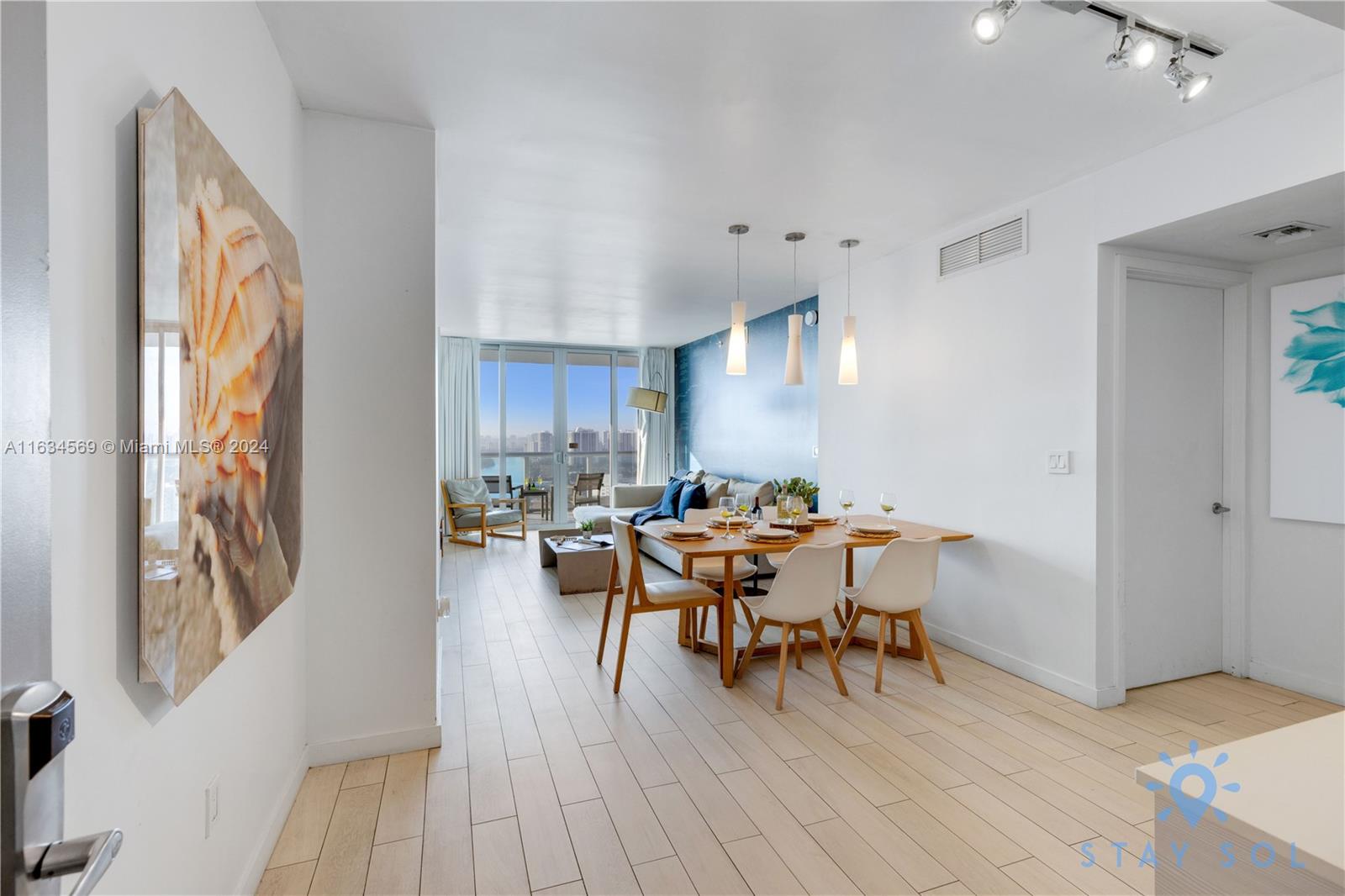 2602 E HALLANDALE BEACH BLVD Unit: 2905