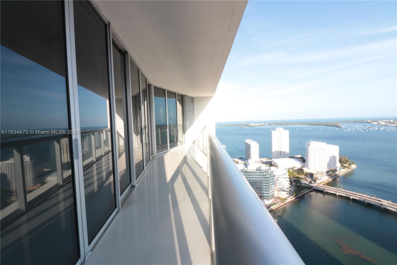 495 Brickell Ave # 4005