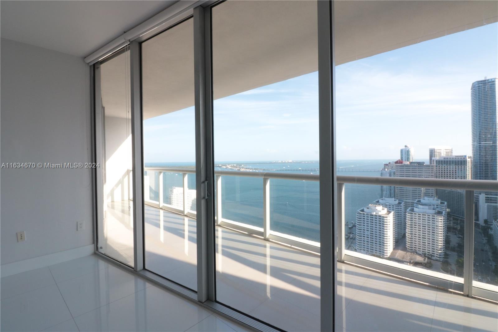 495 Brickell Ave # 4005