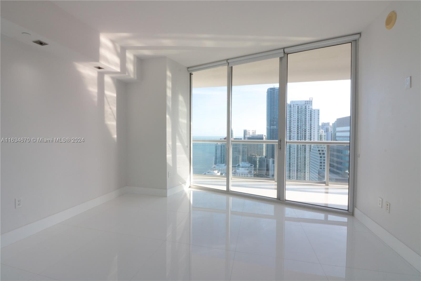 495 Brickell Ave # 4005