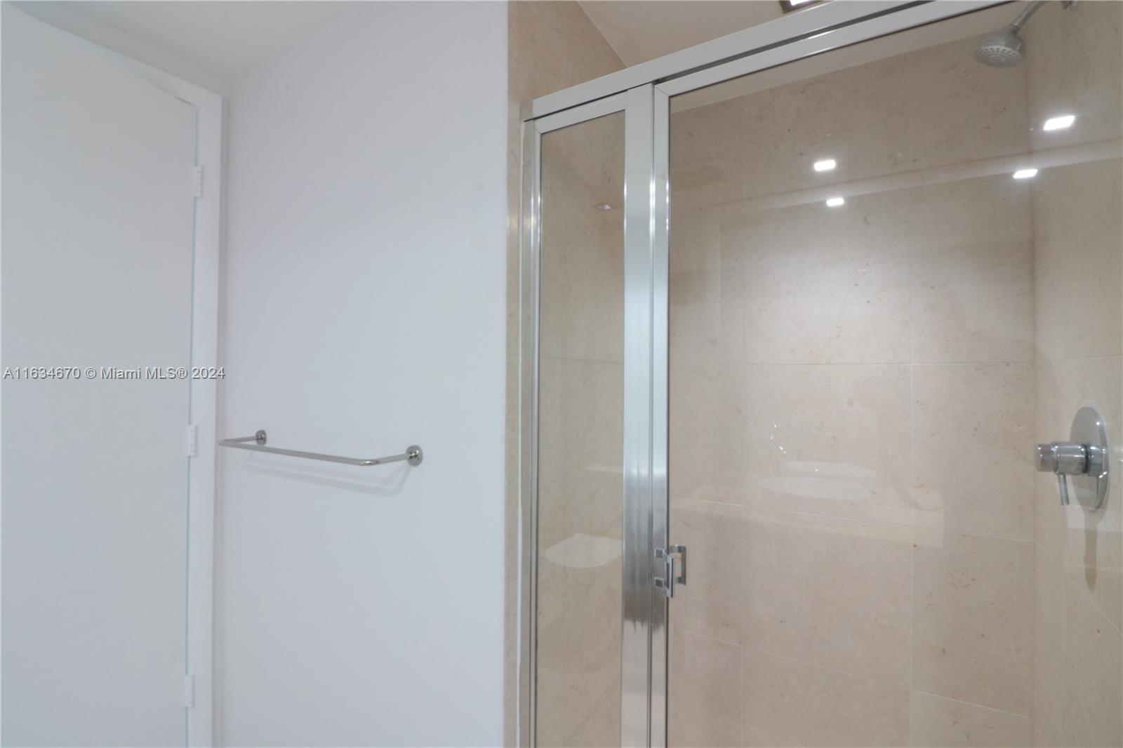 495 Brickell Ave # 4005