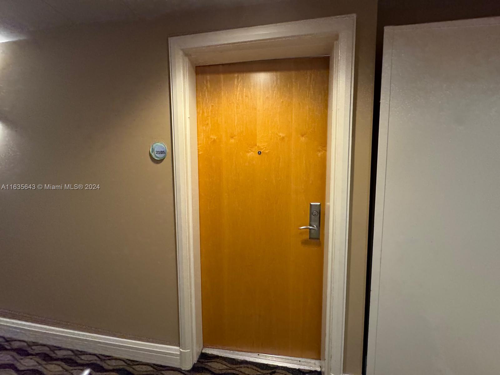 244 Biscayne Blvd # 2105