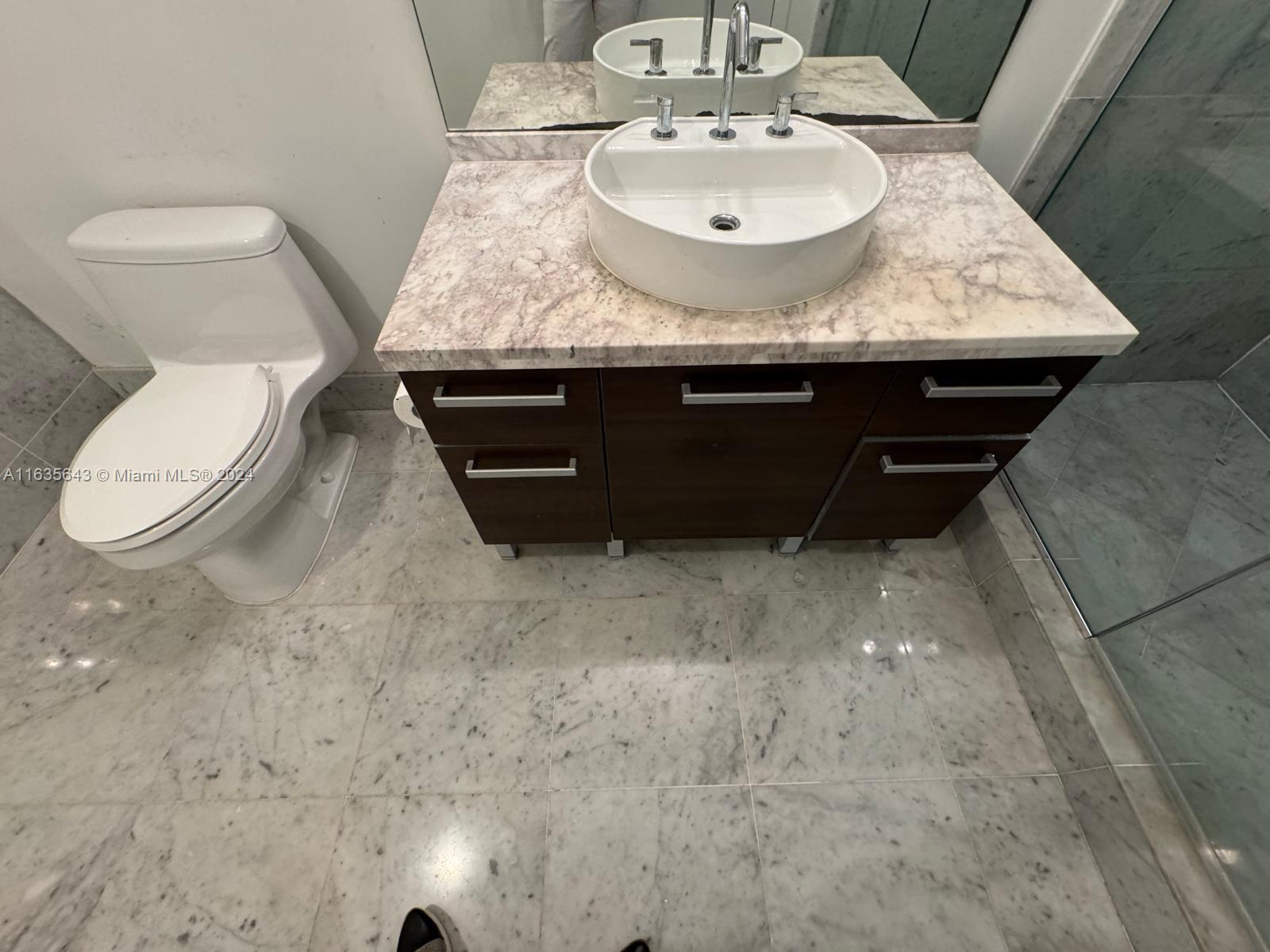 244 Biscayne Blvd # 2105