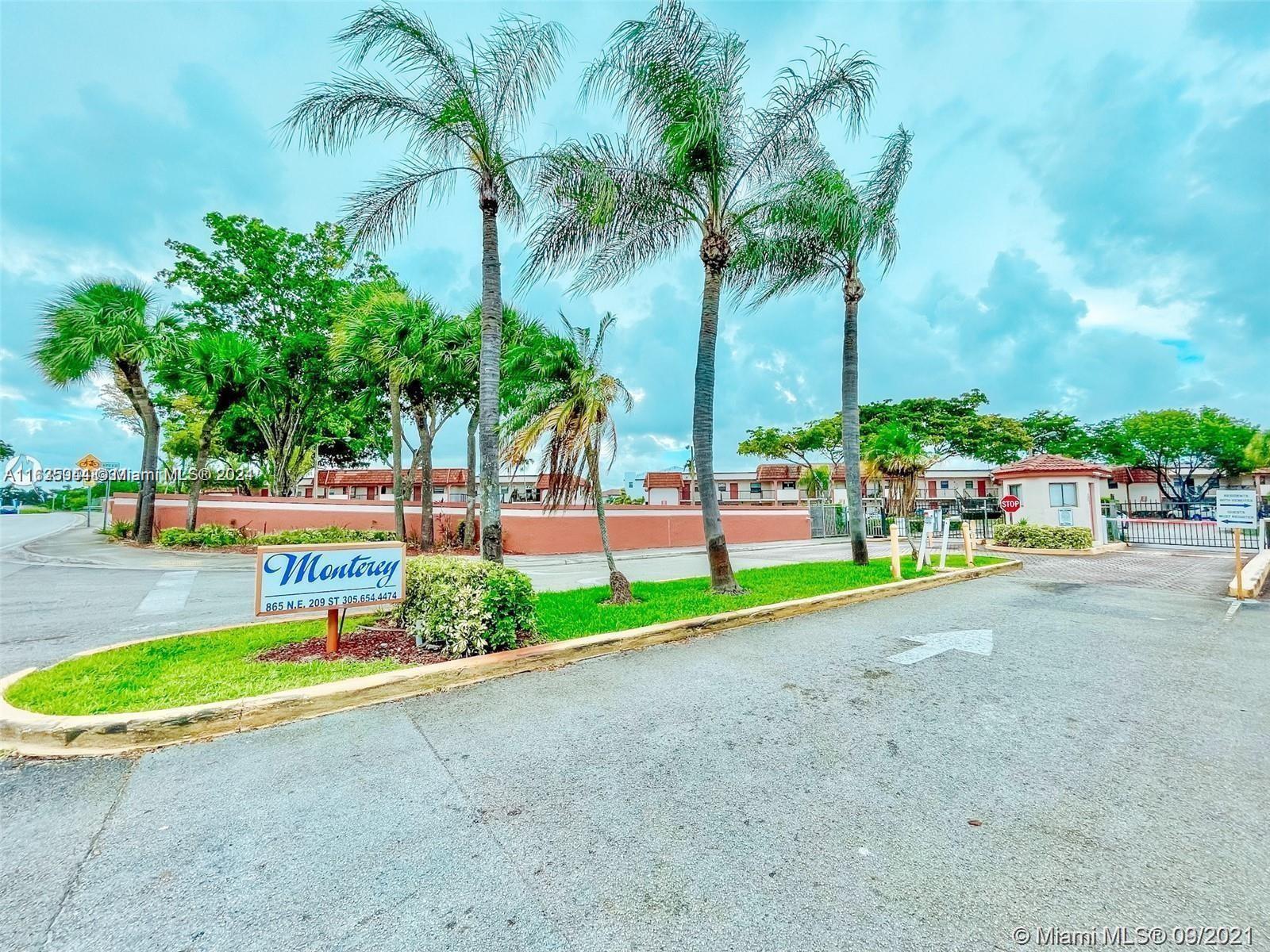 925 NE 209th St # 28 Unit: 202-28