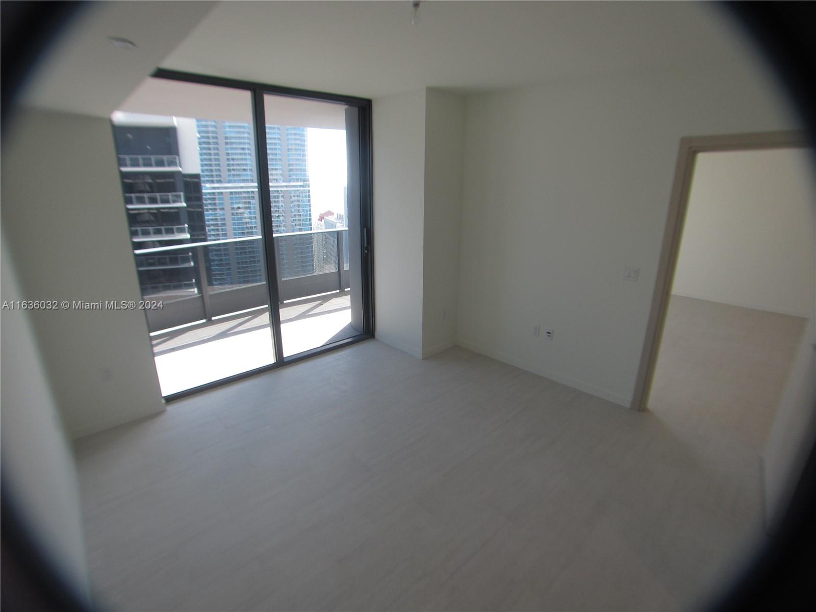 1000 Brickell Plz # 4805