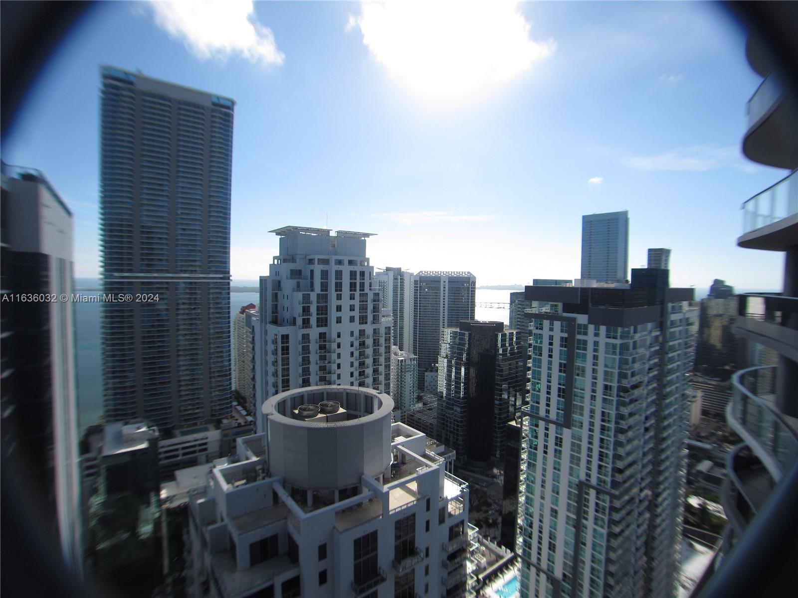 1000 Brickell Plz # 4805