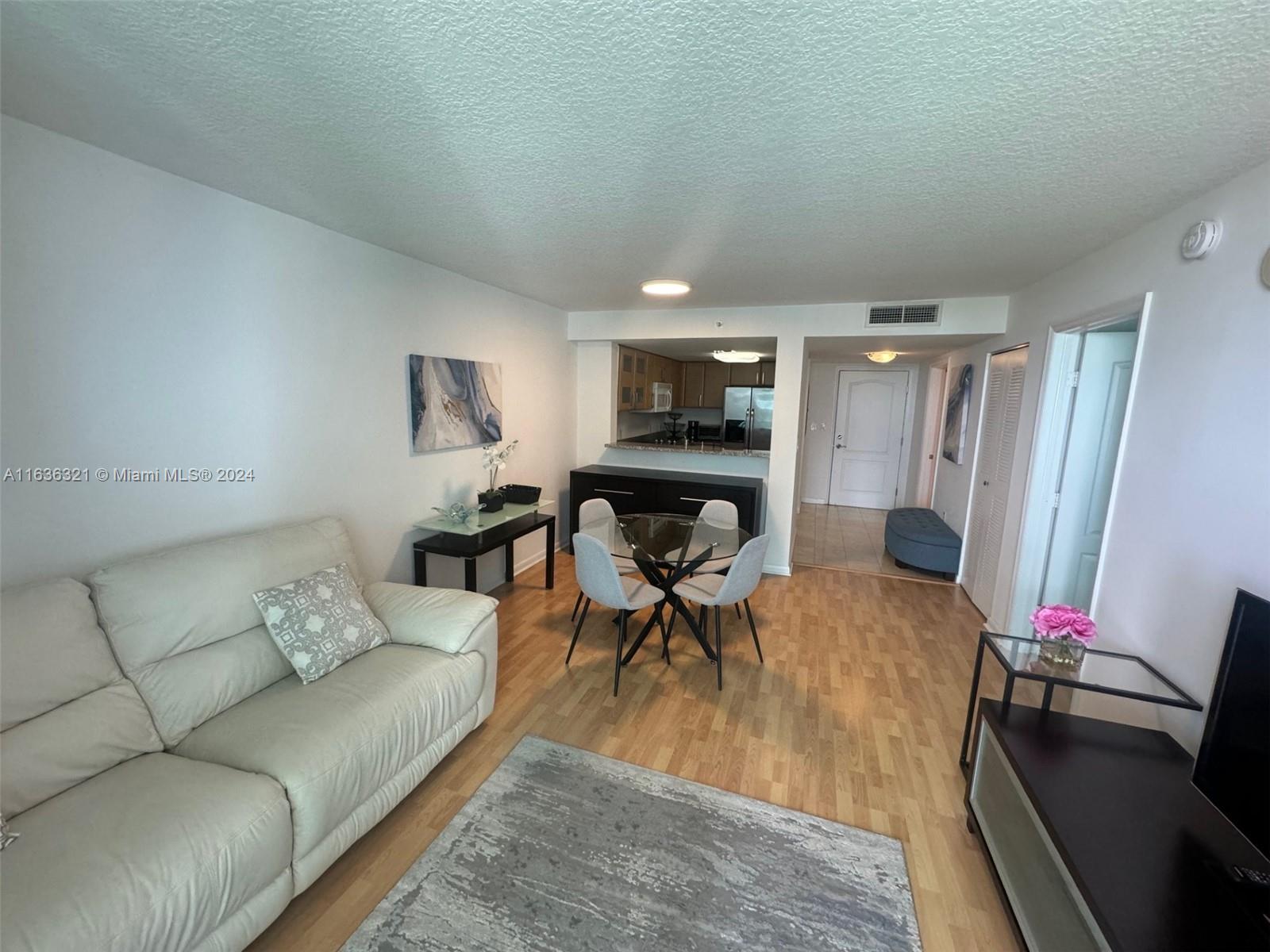 2101 Brickell Ave # 2410