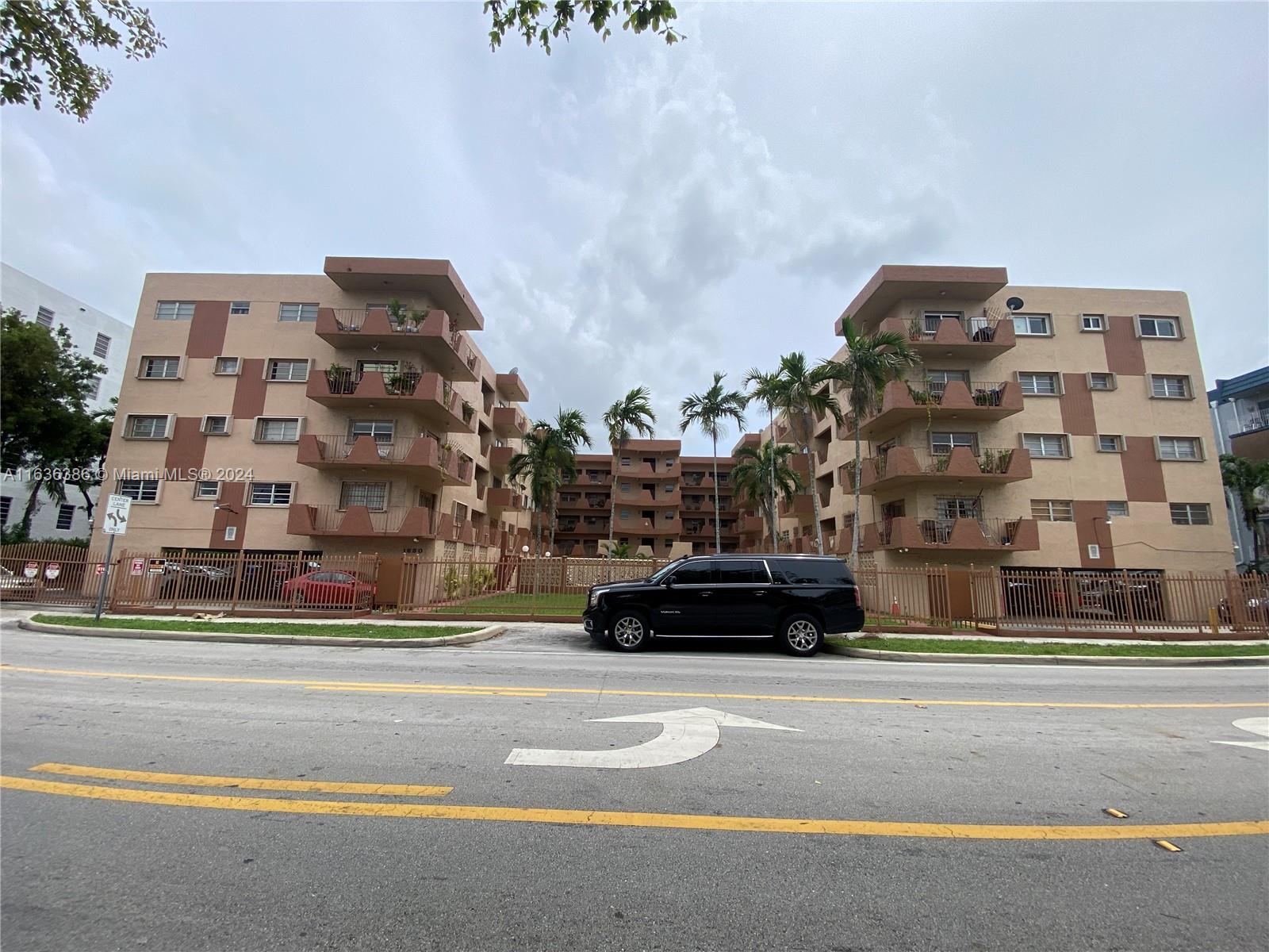 1630 W 46th St # 514B