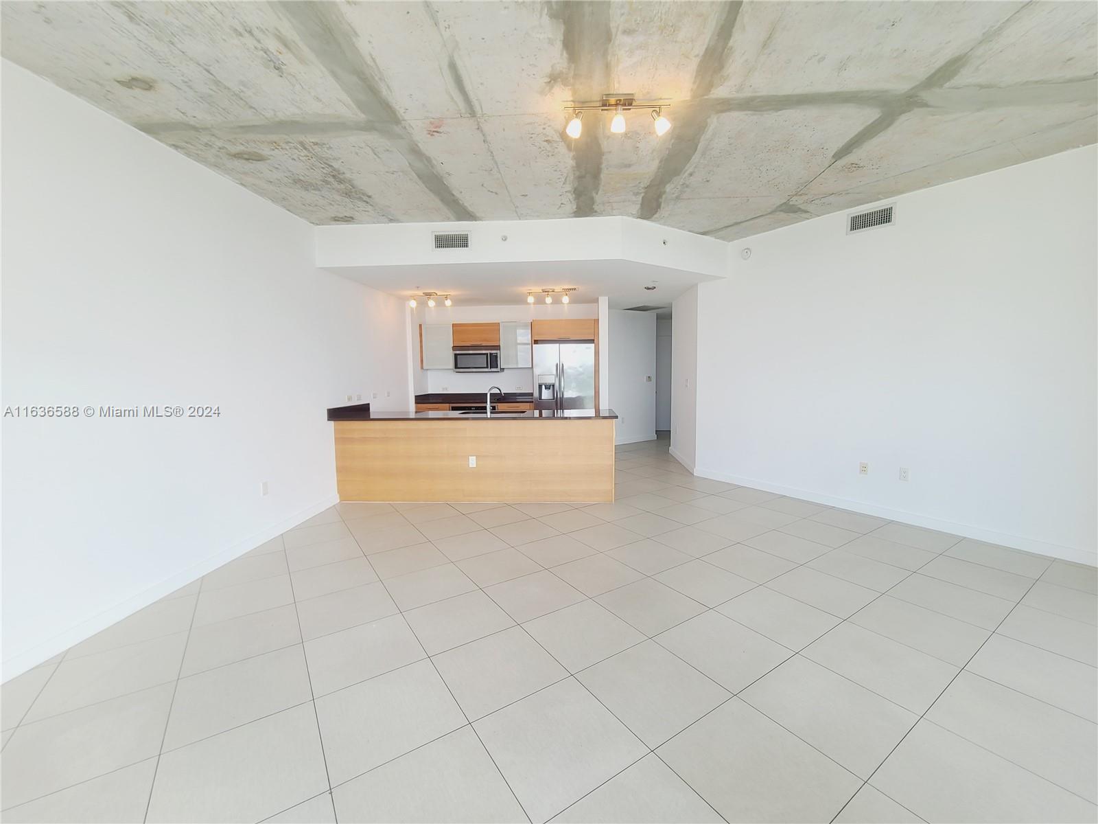 3301 NE 1 AVE # H1107