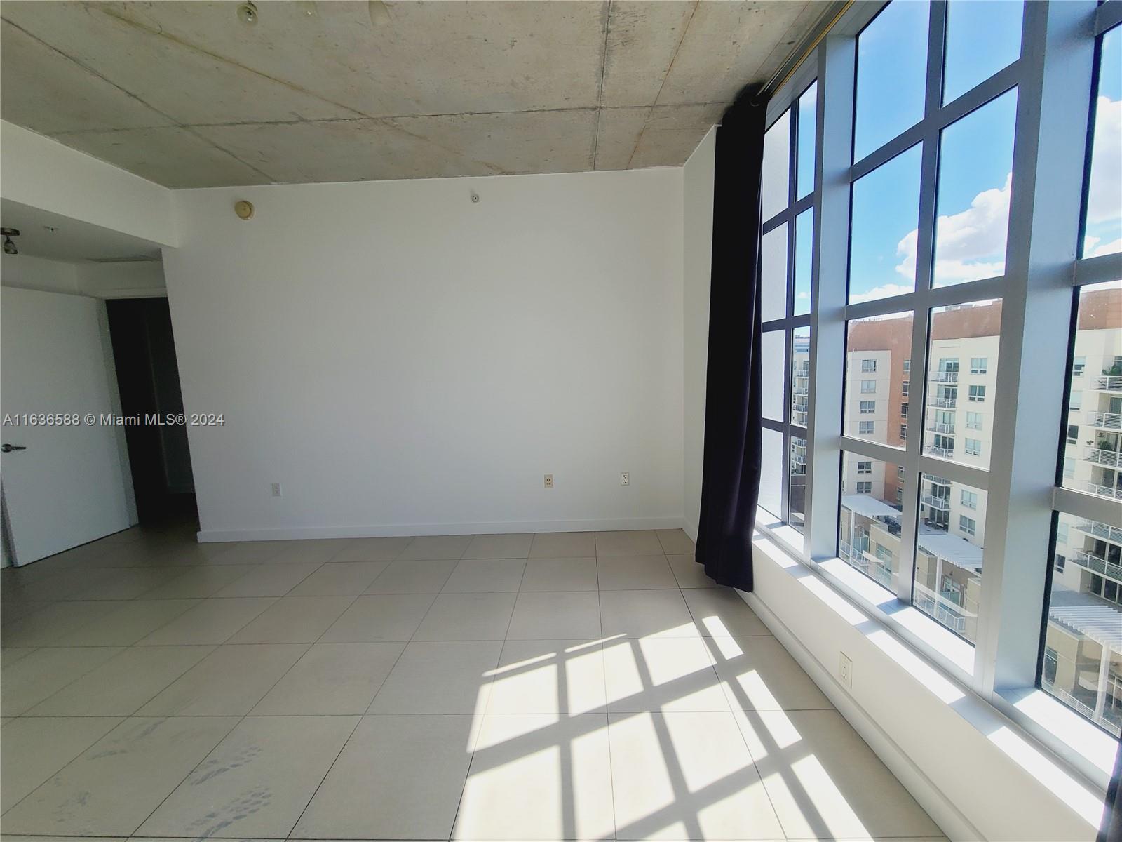 3301 NE 1 AVE # H1107