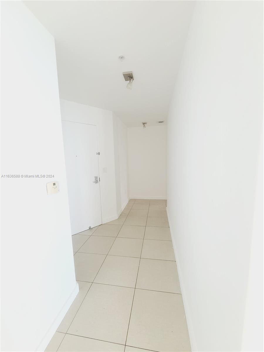 3301 NE 1 AVE # H1107