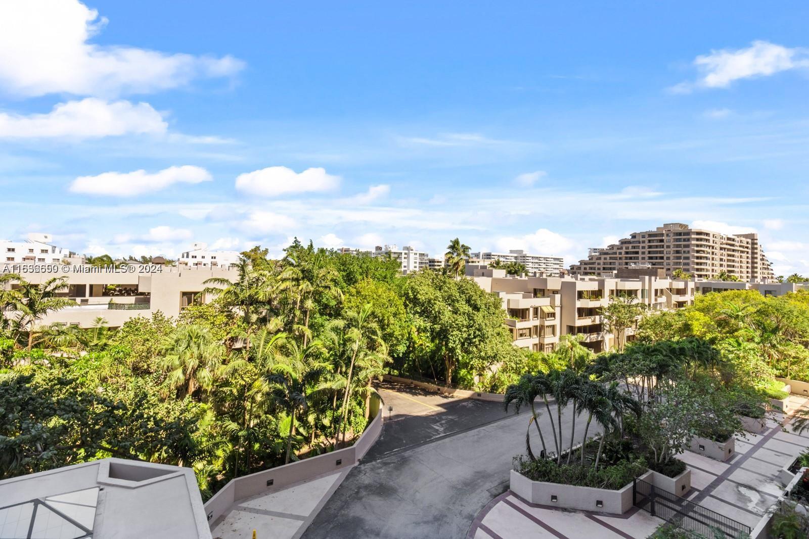 151 Crandon Blvd # 526
