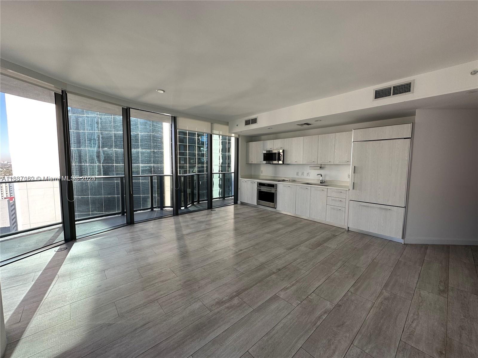 55 SW 9th St # 1906