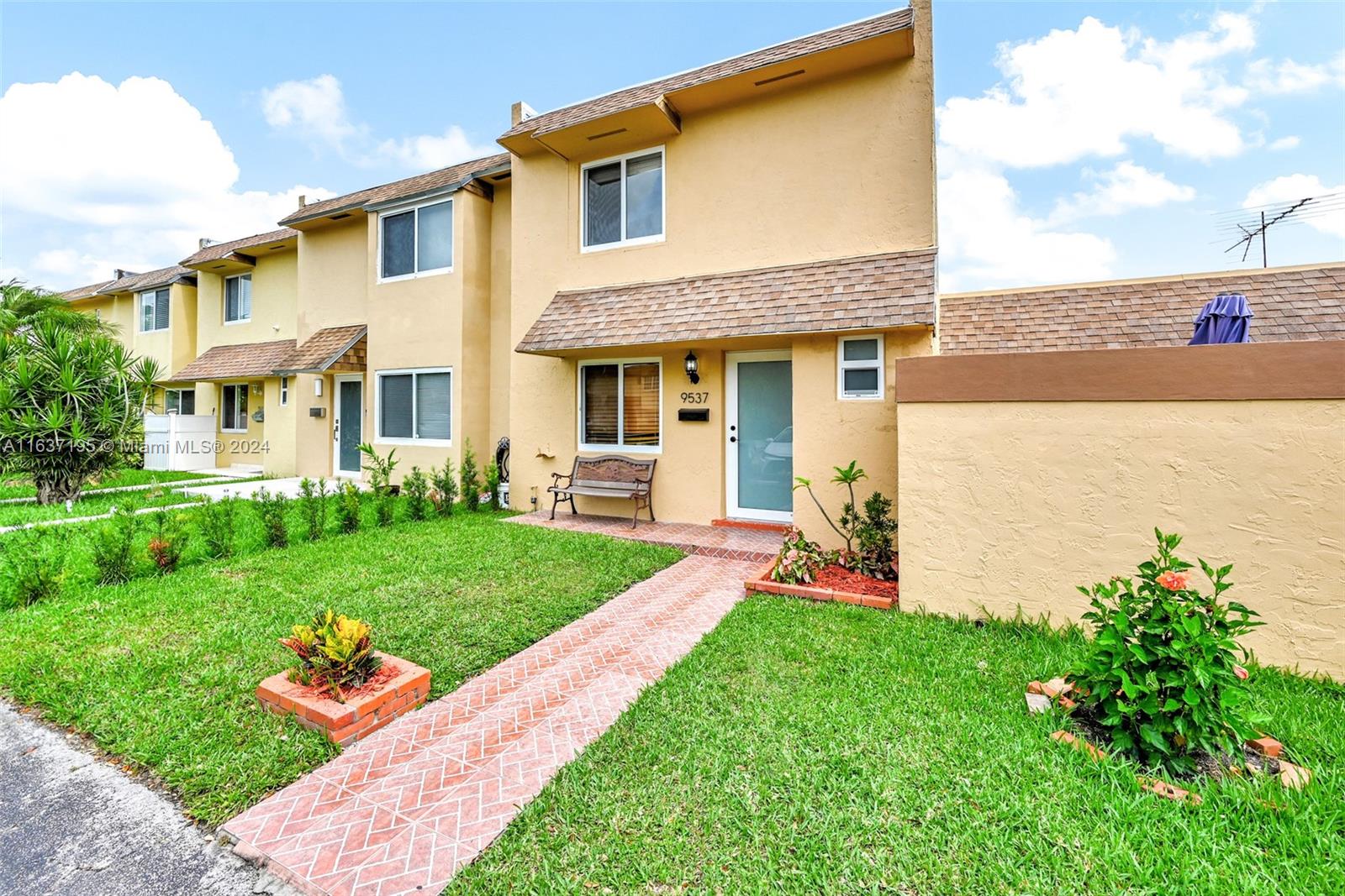 9537 SW 20th Ter