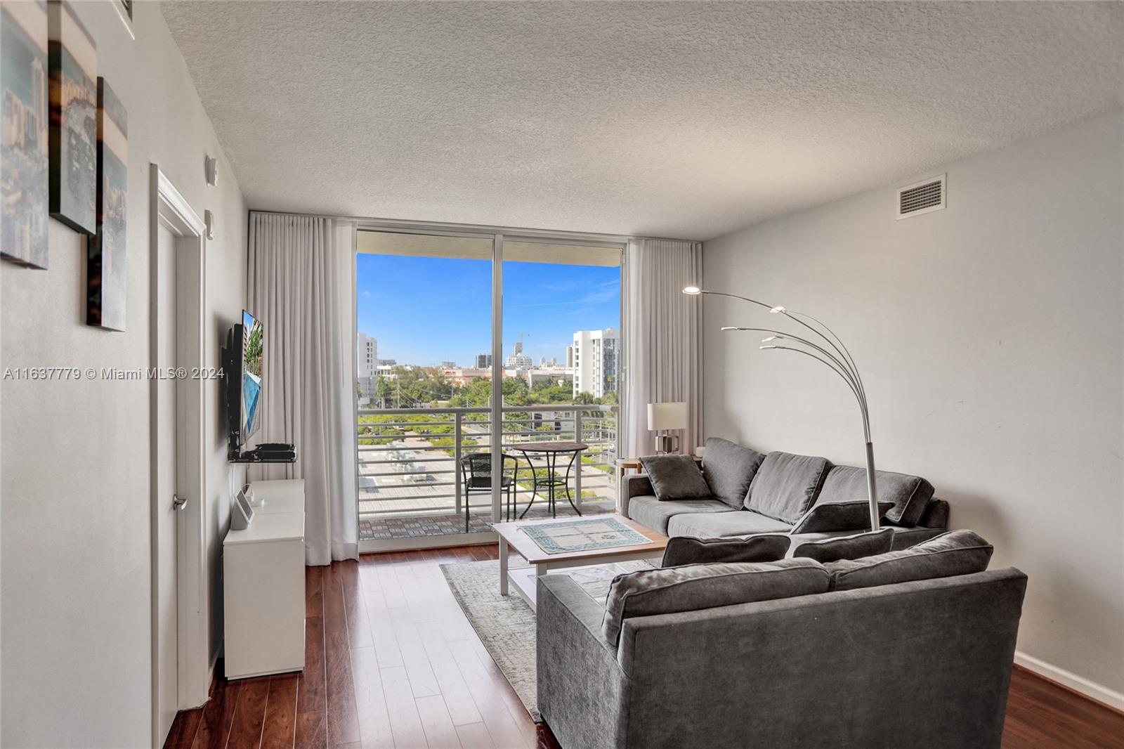 18800 NE 29th Ave # 804