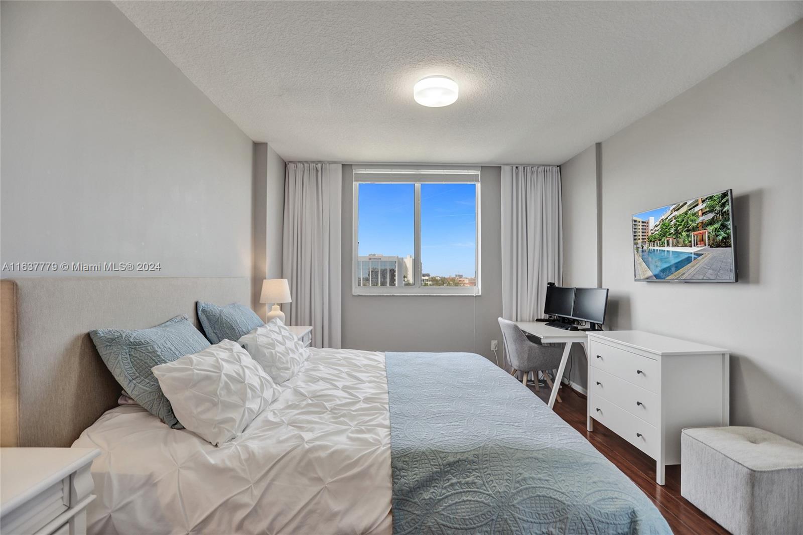 18800 NE 29th Ave # 804