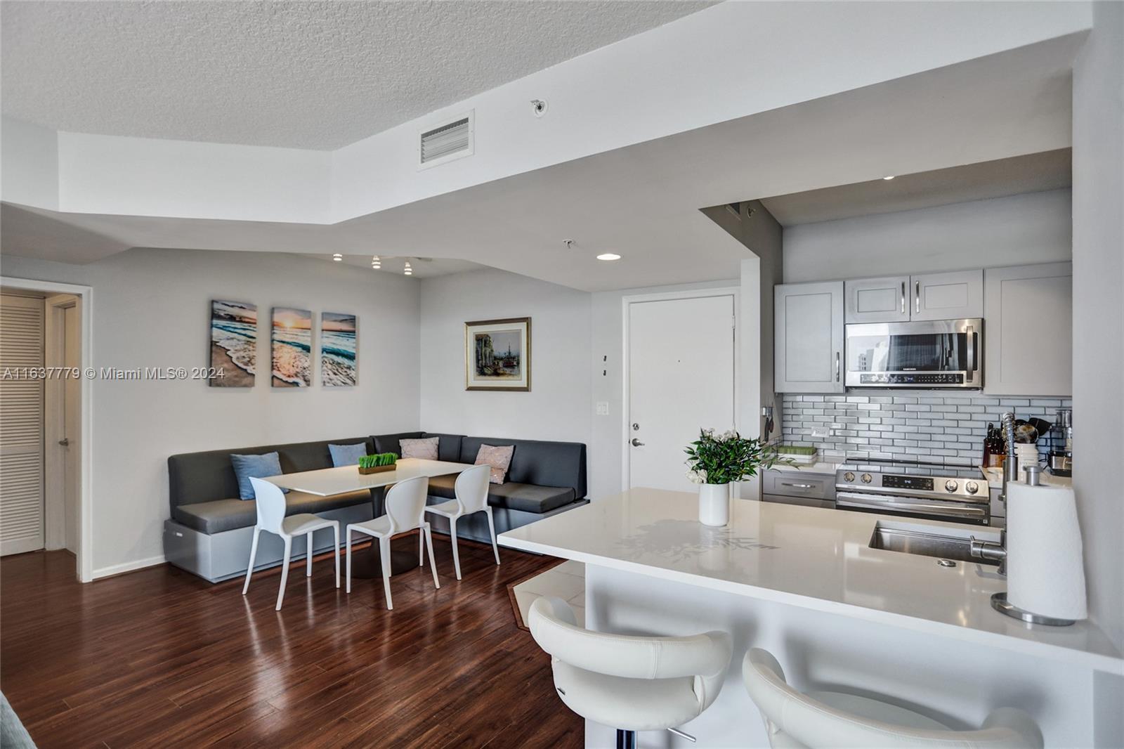 18800 NE 29th Ave # 804