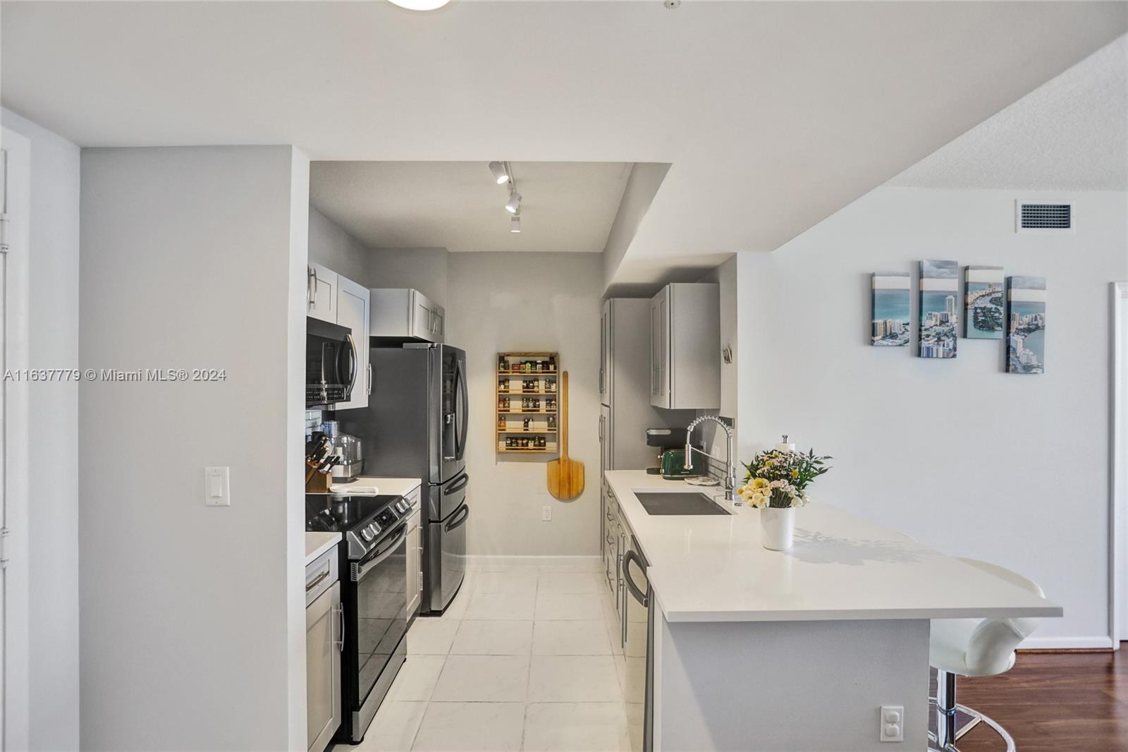 18800 NE 29th Ave # 804