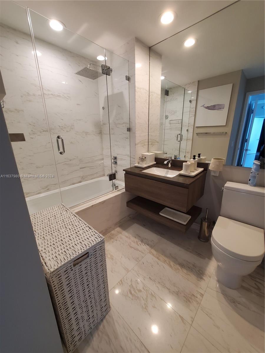 350 Ocean Dr # 1204N