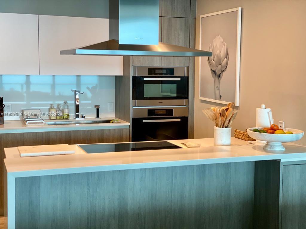 350 Ocean Dr # 1204N