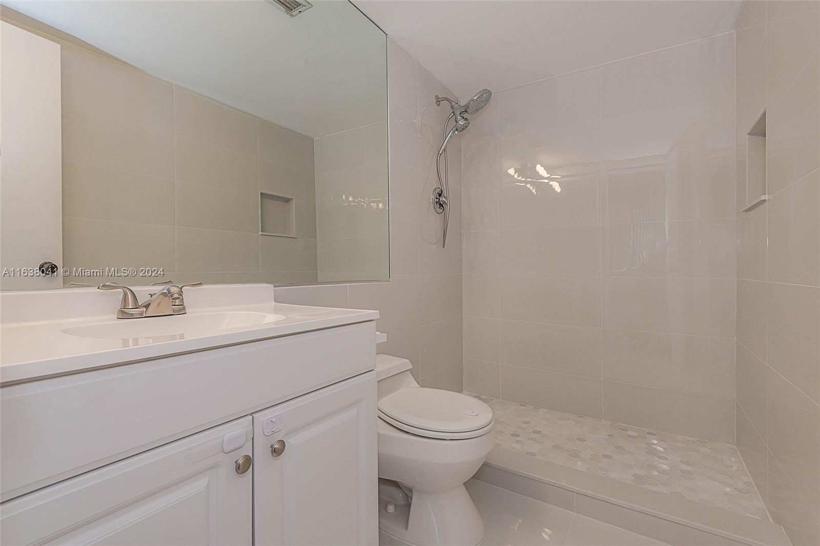 150 Ocean Lane Dr # 10H