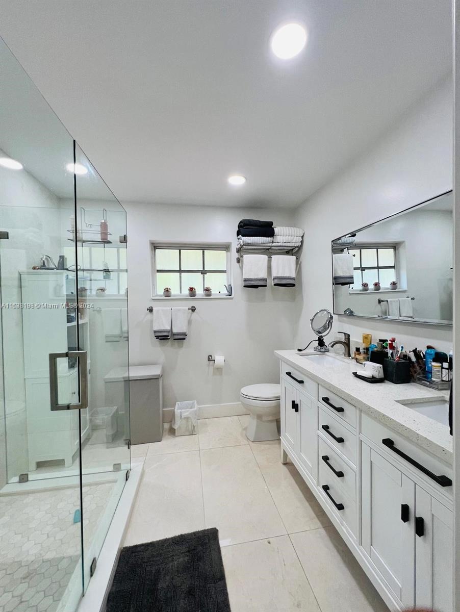 5209 Riviera Dr # 5209