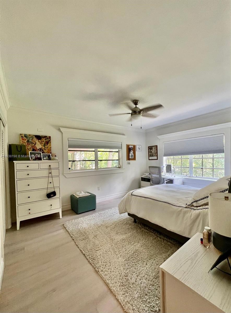 5209 Riviera Dr # 5209