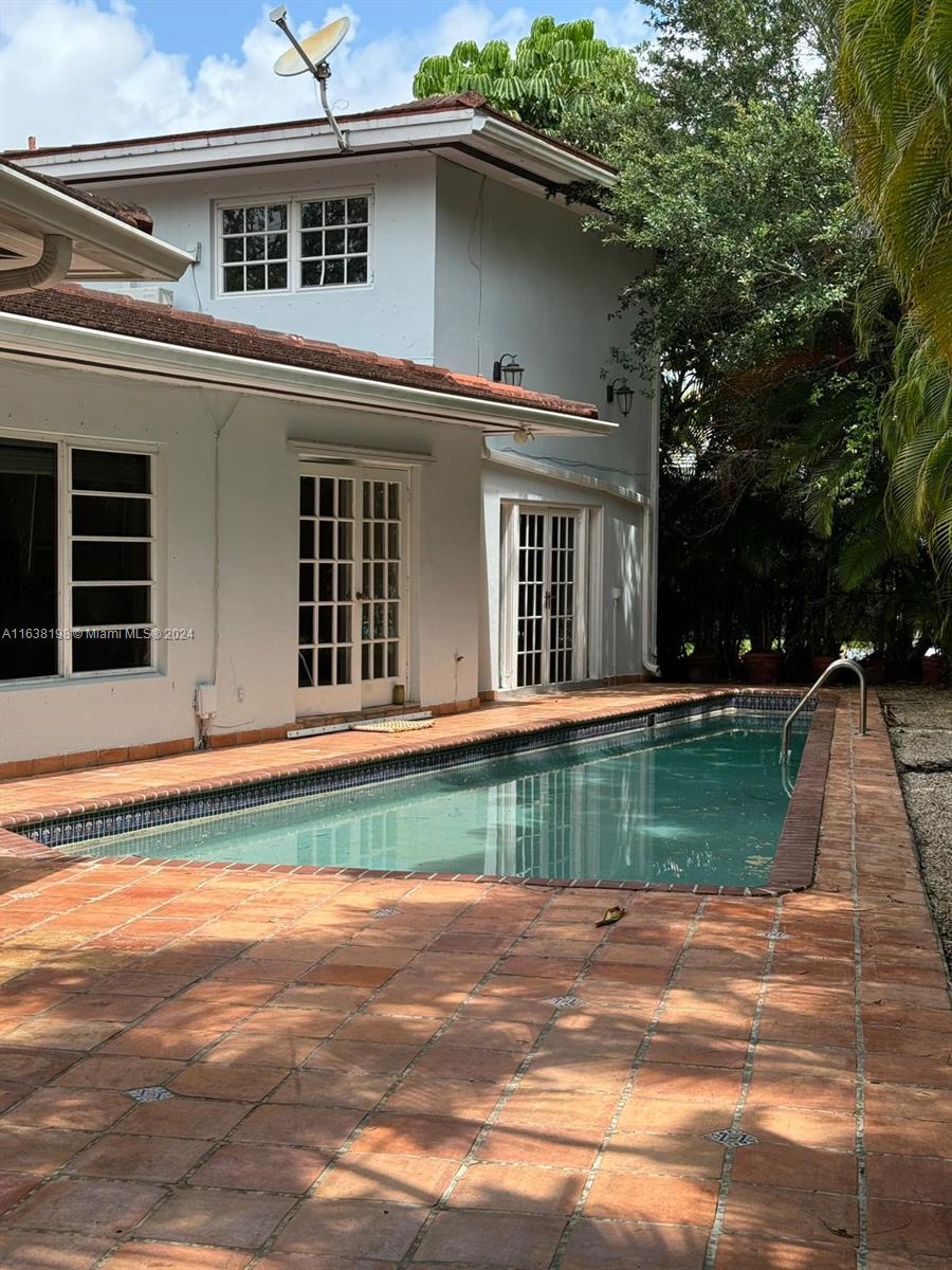 5209 Riviera Dr # 5209