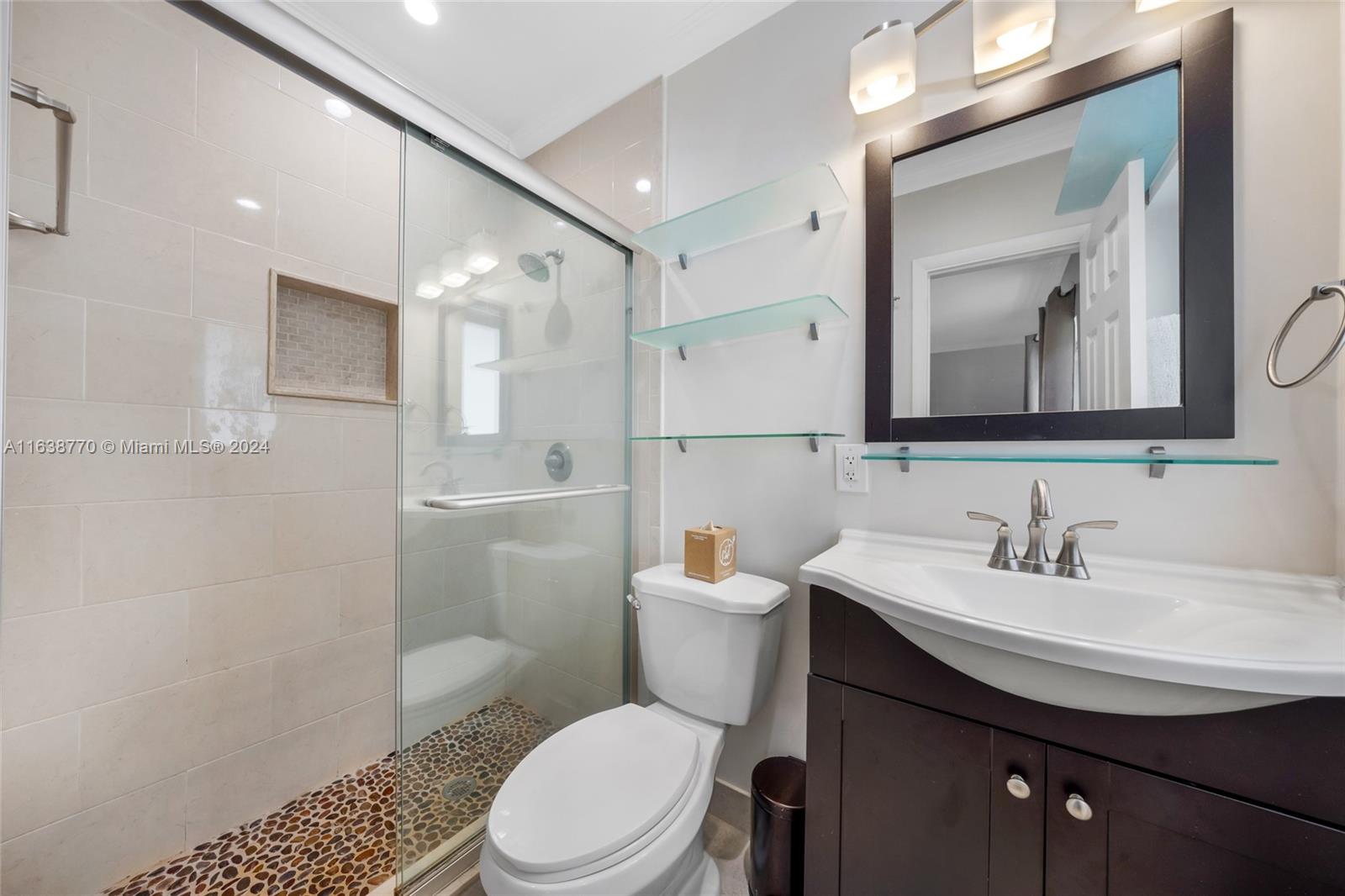 160 NW 92nd St