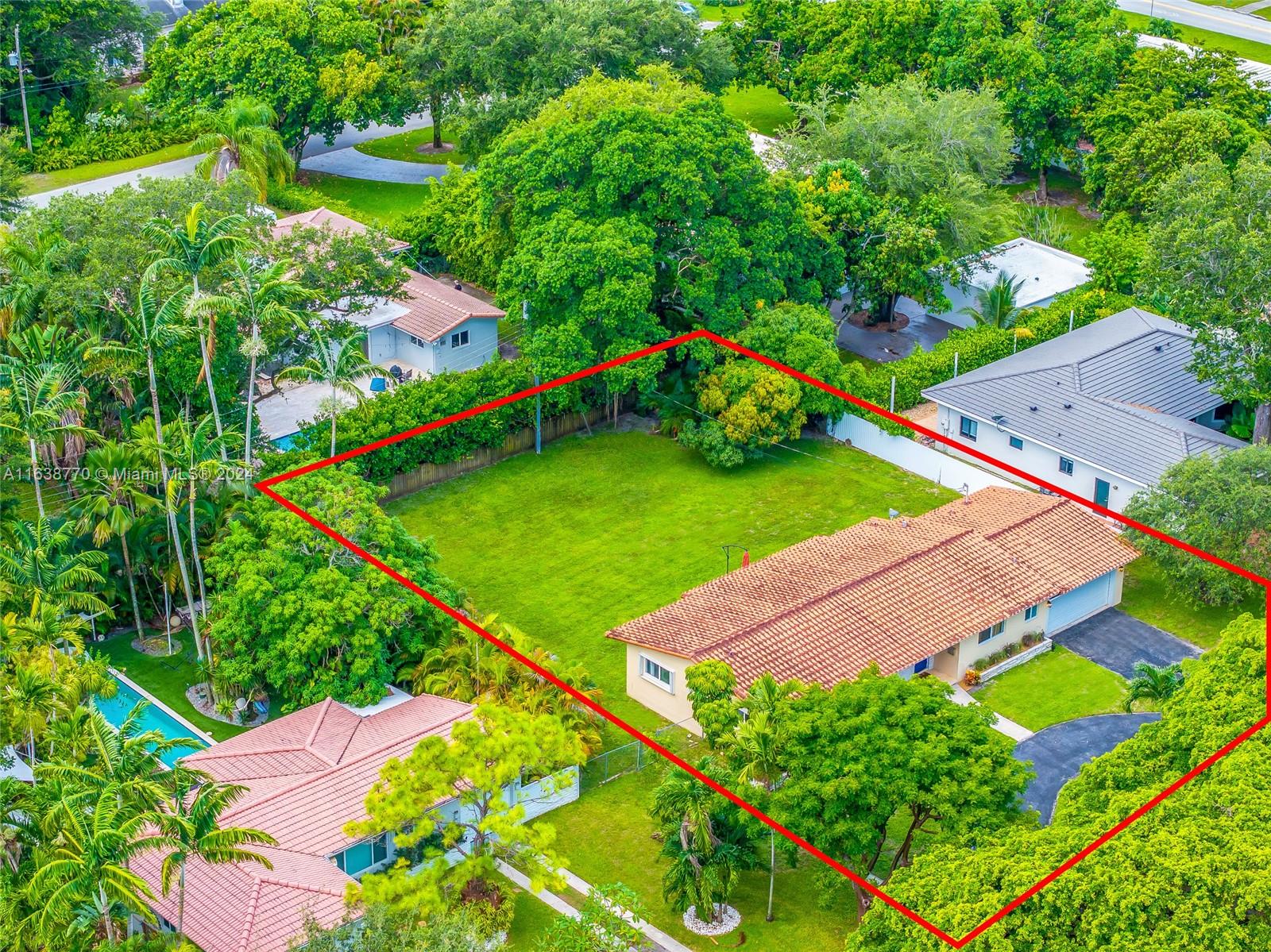 160 NW 92nd St