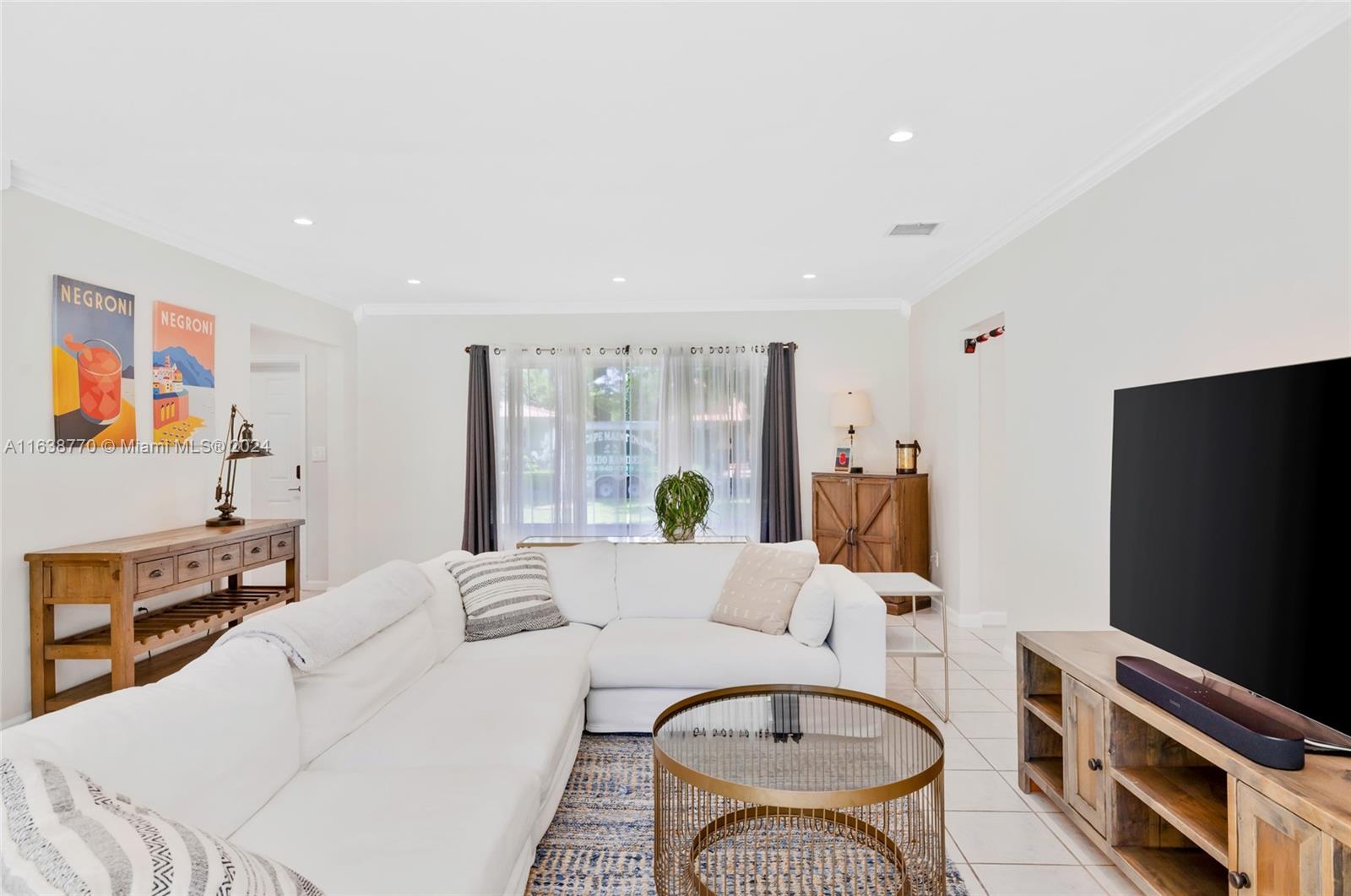 160 NW 92nd St