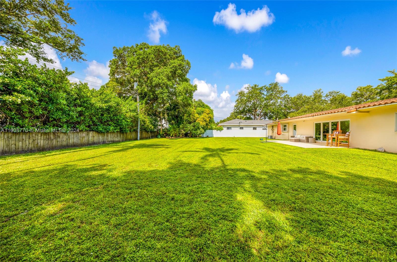160 NW 92nd St