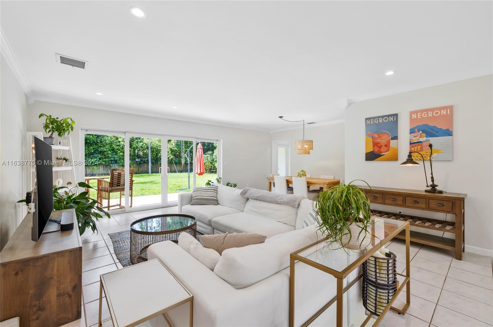 160 NW 92nd St