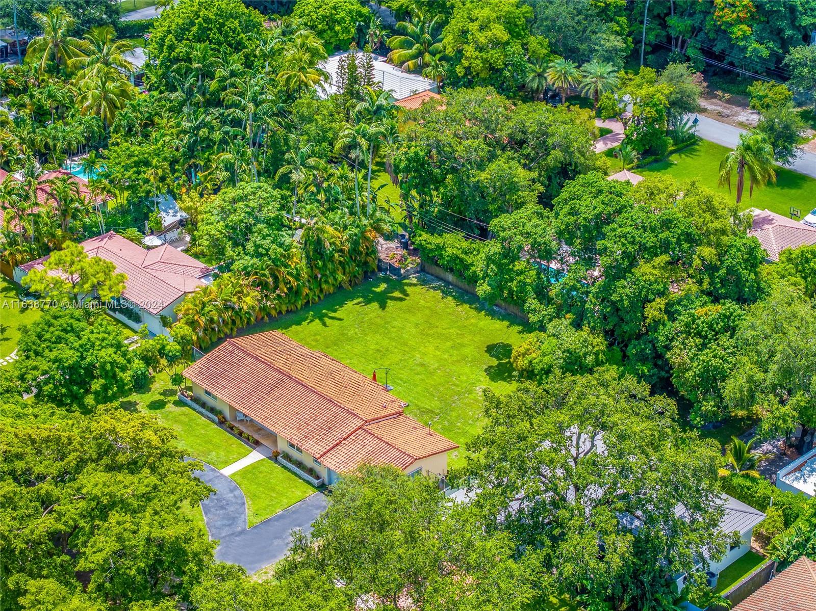 160 NW 92nd St