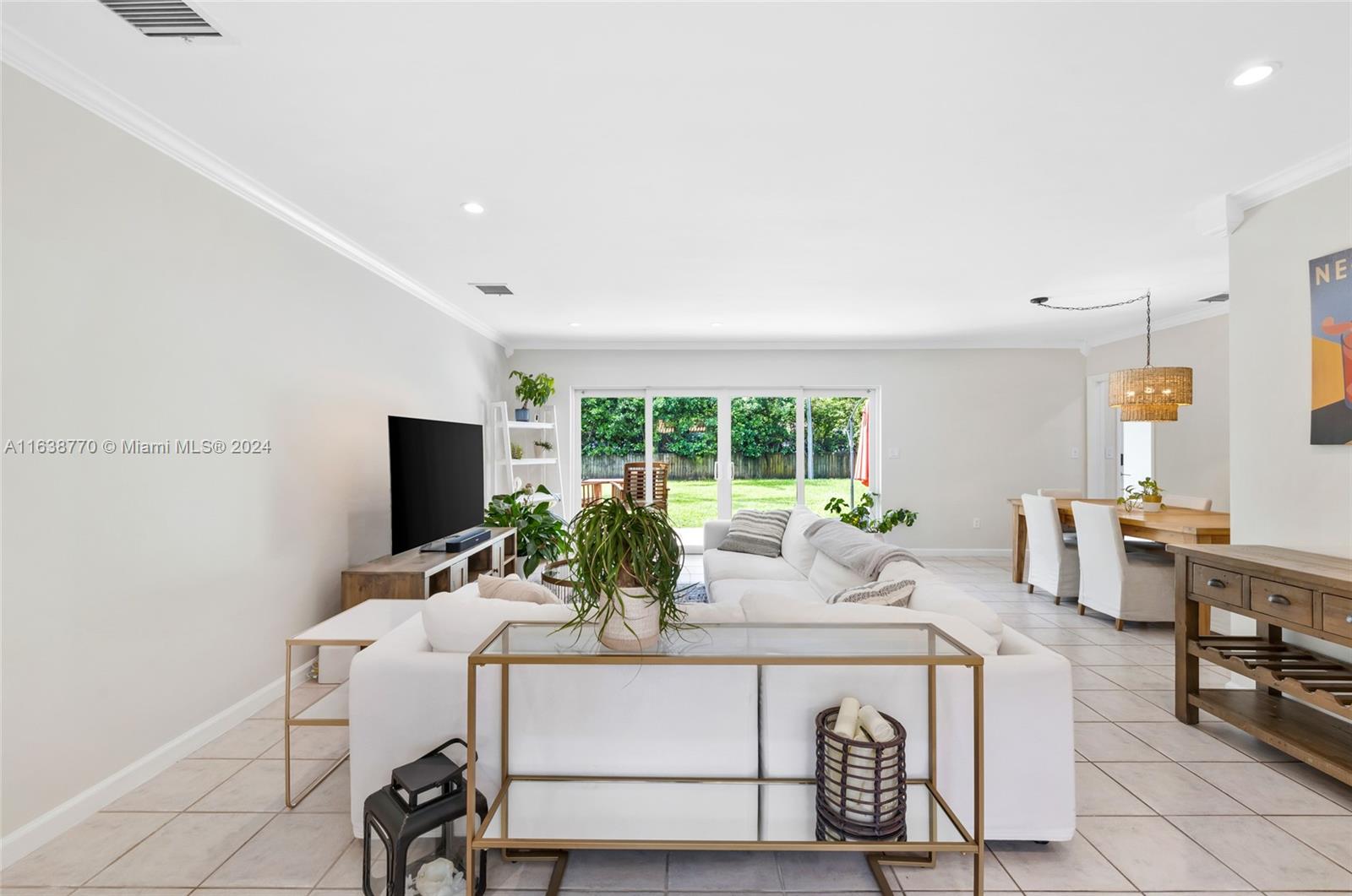160 NW 92nd St