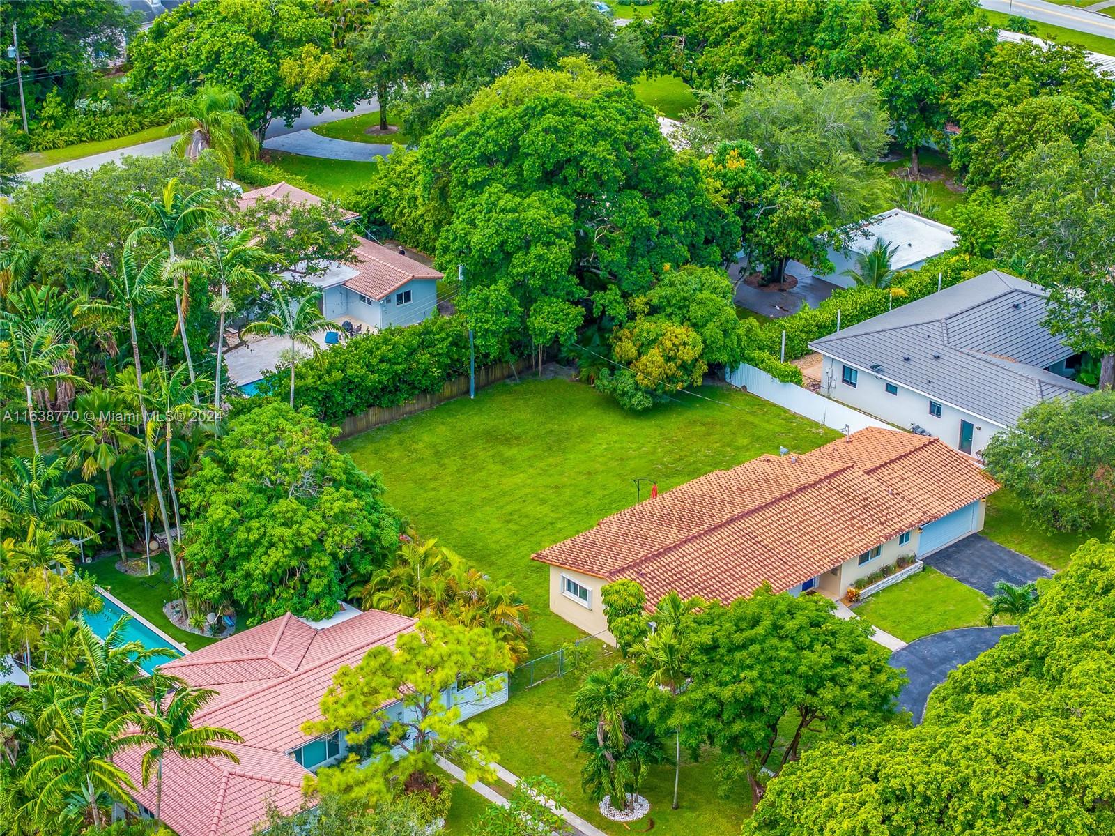 160 NW 92nd St