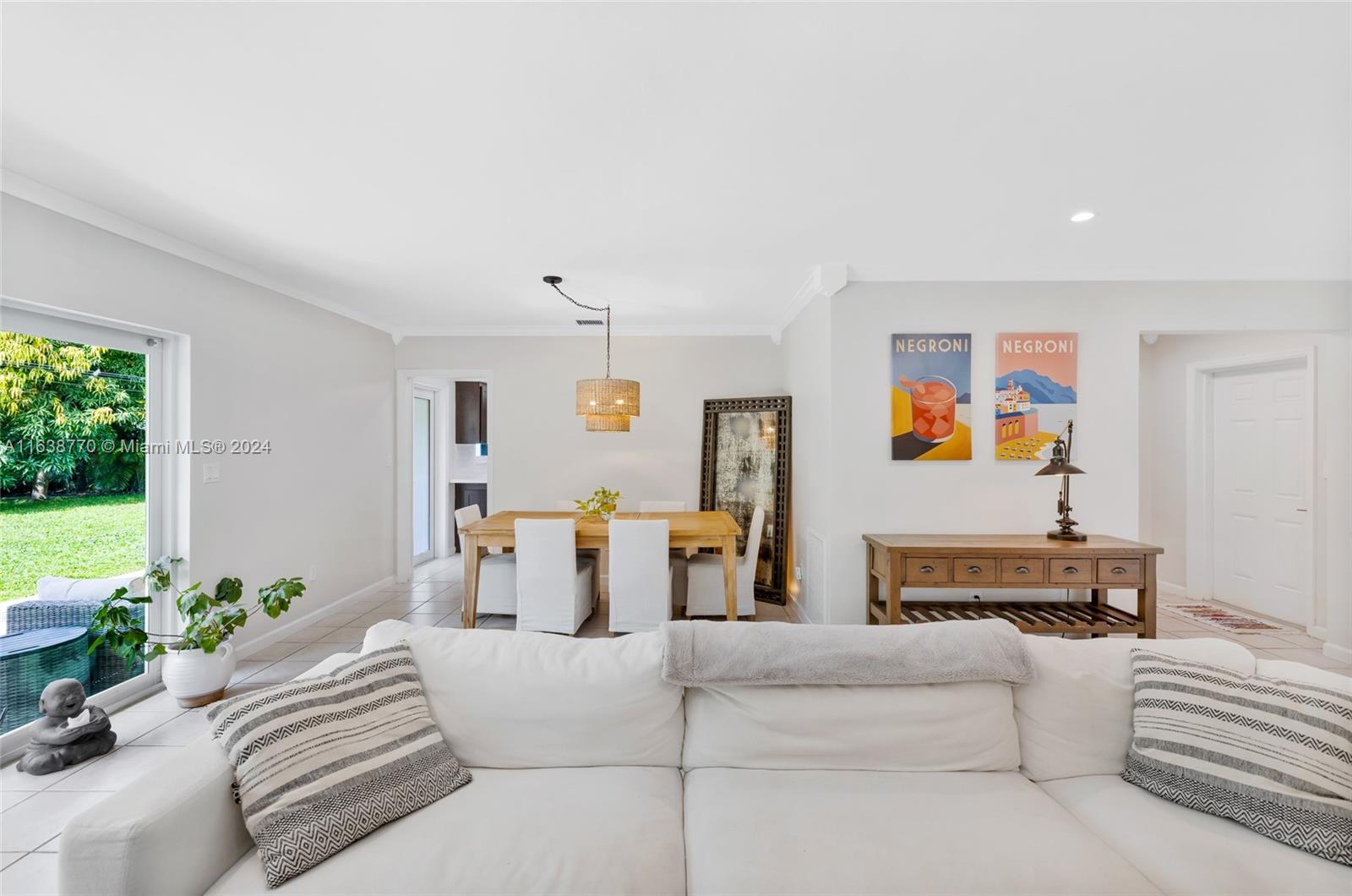160 NW 92nd St