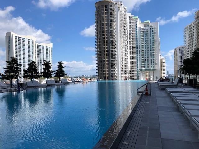 495 Brickell Ave. # 3106