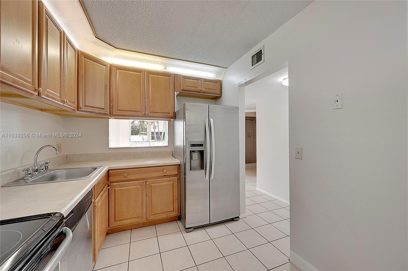 5431 NE 25th Ave # 104B