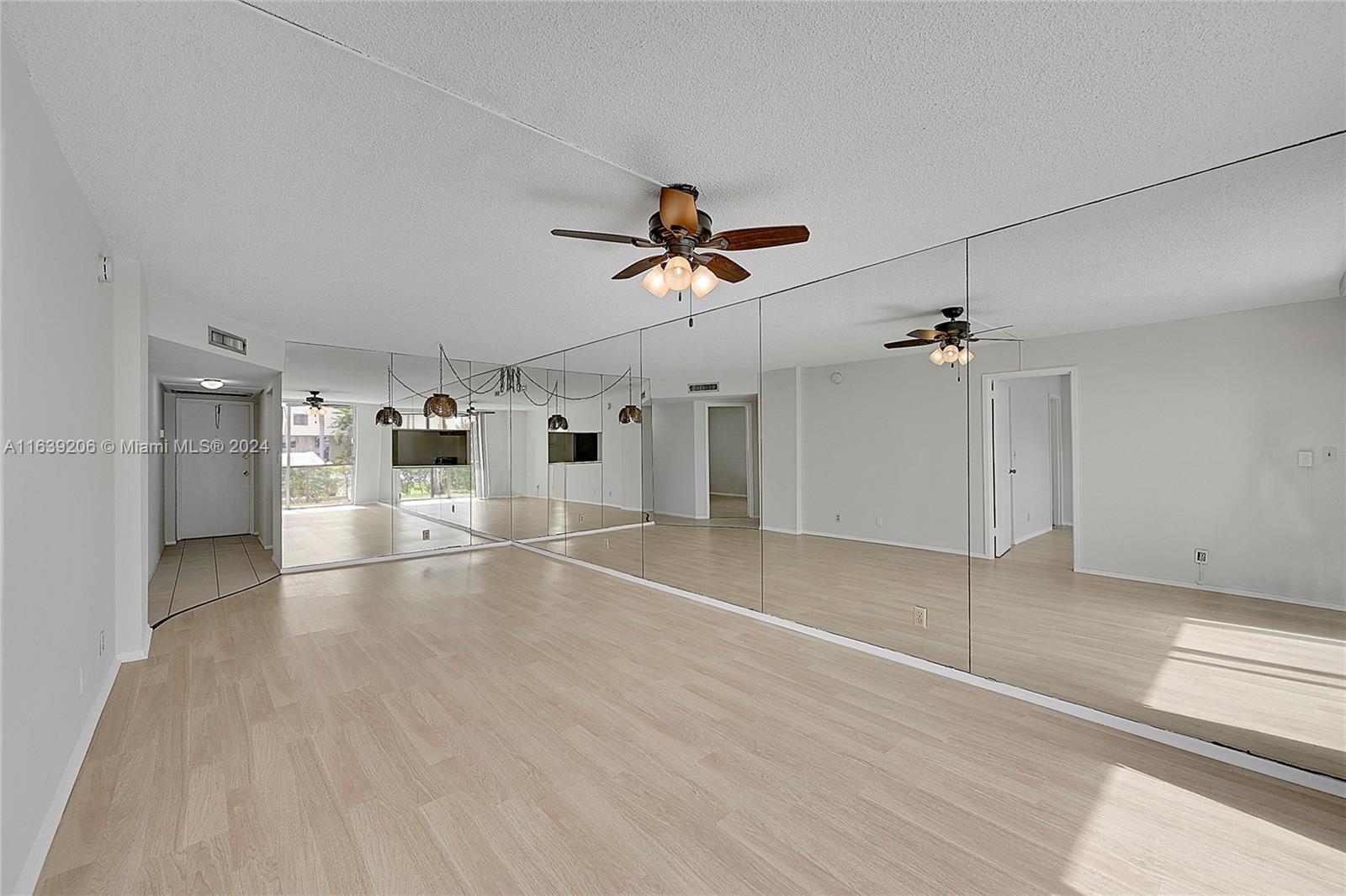 5431 NE 25th Ave # 104B