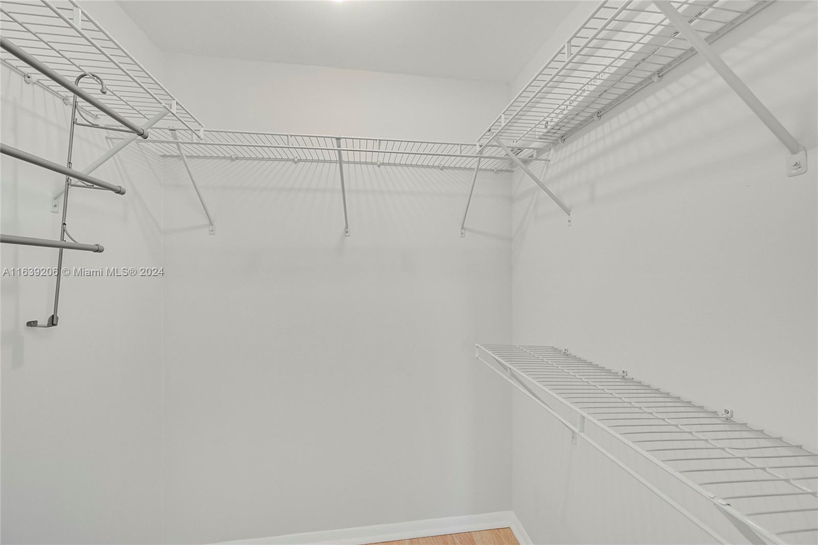 5431 NE 25th Ave # 104B